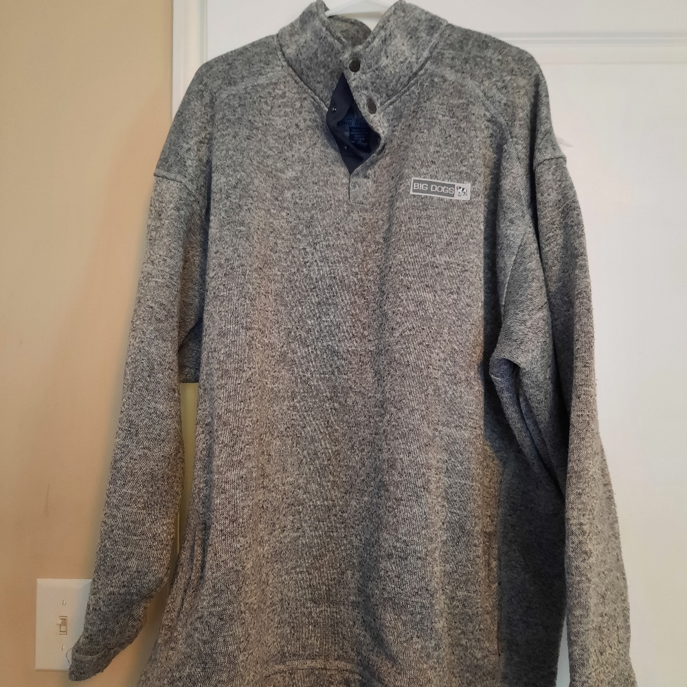 Men's fleece sweater